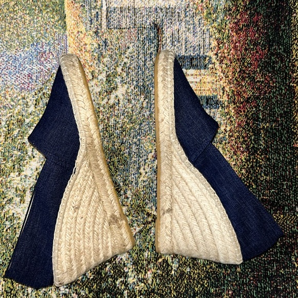Neiman Marcus Size 8 Denim Wedge Espadrilles - Picture 8 of 14